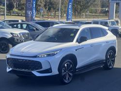 2025 MG HS Super Hybrid Essence