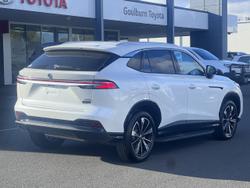 2025 MG HS Super Hybrid Essence