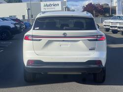 2025 MG HS Super Hybrid Essence