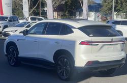 2025 MG HS Super Hybrid Essence