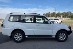2019 Mitsubishi Pajero GLX
