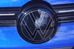 2025 Volkswagen Golf R Black Edition