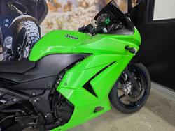 2012 Kawasaki NINJA 250R (EX250) GREEN