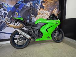 2012 Kawasaki NINJA 250R (EX250) GREEN
