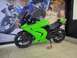 2012 Kawasaki NINJA 250R (EX250) GREEN
