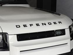 2025 Land Rover Defender 110 P400 X-Dynamic HSE