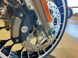 2026 HARLEY-DAVIDSON STREET GLIDE 3 (FLHLT) TRIKE VIVID BLACK