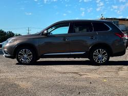 2015 Mitsubishi Outlander LS