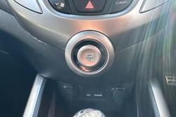 2012 Hyundai Veloster +