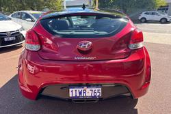 2012 Hyundai Veloster +
