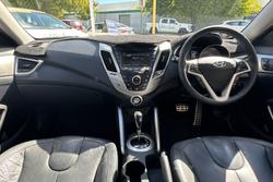 2012 Hyundai Veloster +