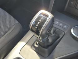 2025 Volkswagen Amarok TDI405 Core NF MY25 4X4 Dual Range Clear White