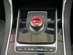 2018 Jaguar XE 25t R-Sport