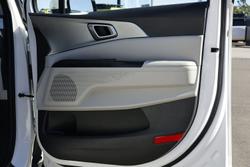 2022 Kia Carnival S