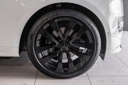 2025 Land Rover Range Rover Sport D250 Dynamic SE