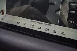 2023 Land Rover Defender 110 P400 S