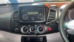 2013 Mitsubishi Triton GLX