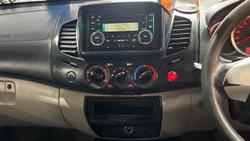 2013 Mitsubishi Triton GLX