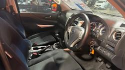 2016 Nissan Navara ST