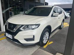 2022 Nissan X-TRAIL ST