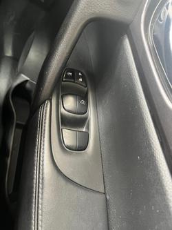 2022 Nissan X-TRAIL ST