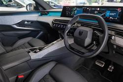 2024 Peugeot 3008 GT Hybrid