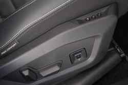 2024 Peugeot 3008 GT Hybrid