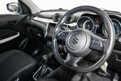 2019 Suzuki Swift GL Navigator