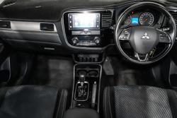 2018 Mitsubishi Outlander ES