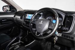 2018 Mitsubishi Outlander ES