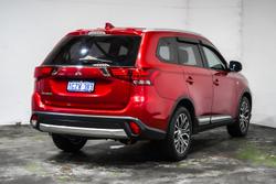 2018 Mitsubishi Outlander ES