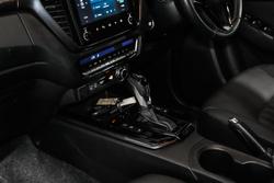 2025 Isuzu D-MAX BLADE