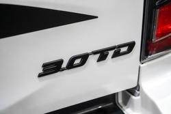 2025 Isuzu D-MAX BLADE