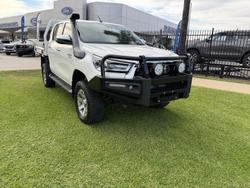 2021 Toyota Hilux SR5