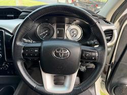 2021 Toyota Hilux SR5