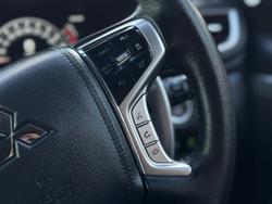 2022 Mitsubishi Pajero Sport Exceed