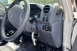 2013 Toyota Landcruiser GX