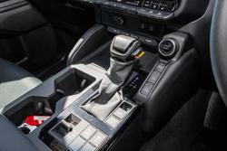 2024 Toyota Landcruiser GXL