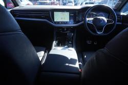 2021 Volkswagen Touareg 210TDI R-Line