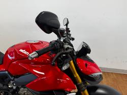 2022 Ducati STREETFIGHTER V4 S RED