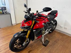 2022 Ducati STREETFIGHTER V4 S RED