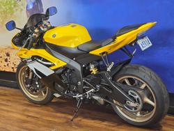 2015 Yamaha YZF-R6 Yellow