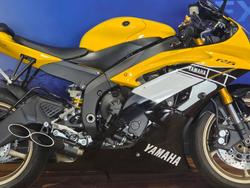 2015 Yamaha YZF-R6 Yellow
