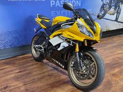 2015 Yamaha YZF-R6 Yellow
