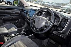 2021 Mitsubishi Outlander LS