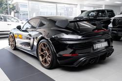 2024 Porsche 718 Cayman GT4 RS