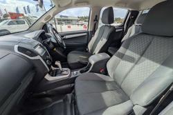 2017 Isuzu D-MAX LS-M