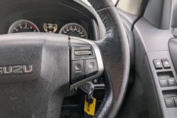 2017 Isuzu D-MAX LS-M
