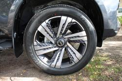 2026 Isuzu MU-X LS-T