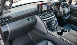 2022 Toyota Landcruiser Sahara ZX